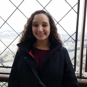 Meet your Posher, Nicole